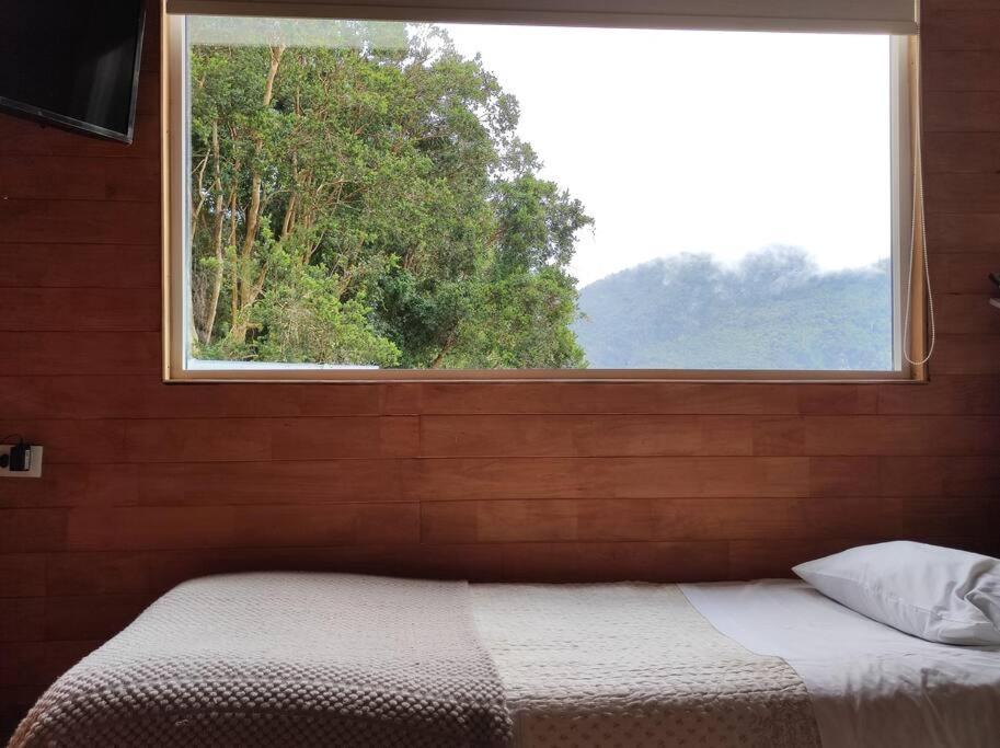 Acogedora Cabana En El Bosque, Acceso Vehiculos 4X4 Cochamo Eksteriør billede